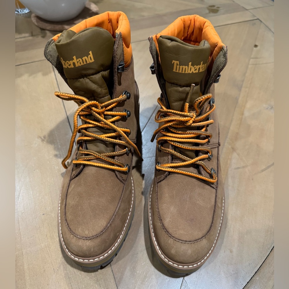 Timberland Women's Tan Hiking Boots - Picture 7 of 12